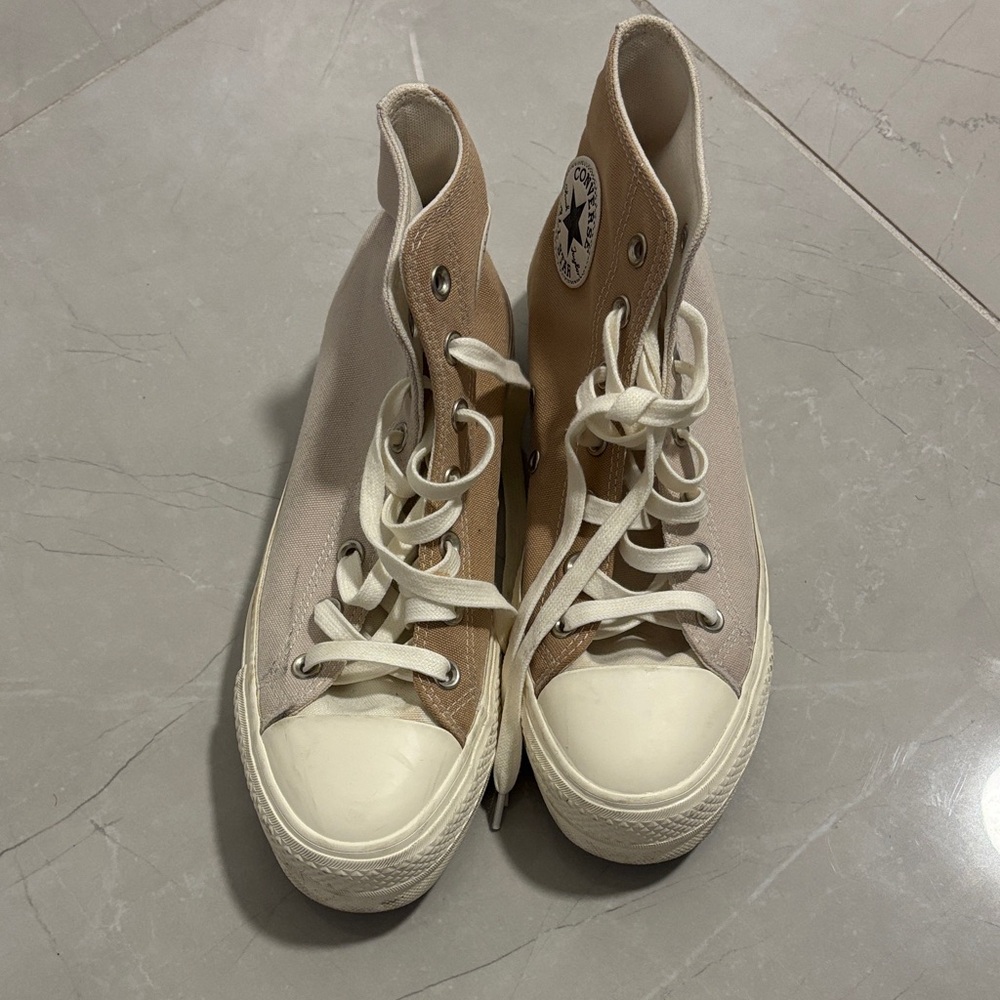 Converse Women's High-Top Sneakers - Beige and Off-White